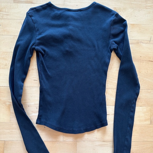 Zara Ribbed Long Sleeve - Picture 3 of 3